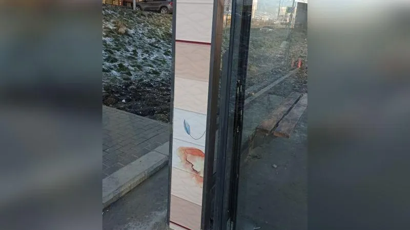 Дизайн остановки с плиткой для ванной озадачил жителей Пензы
