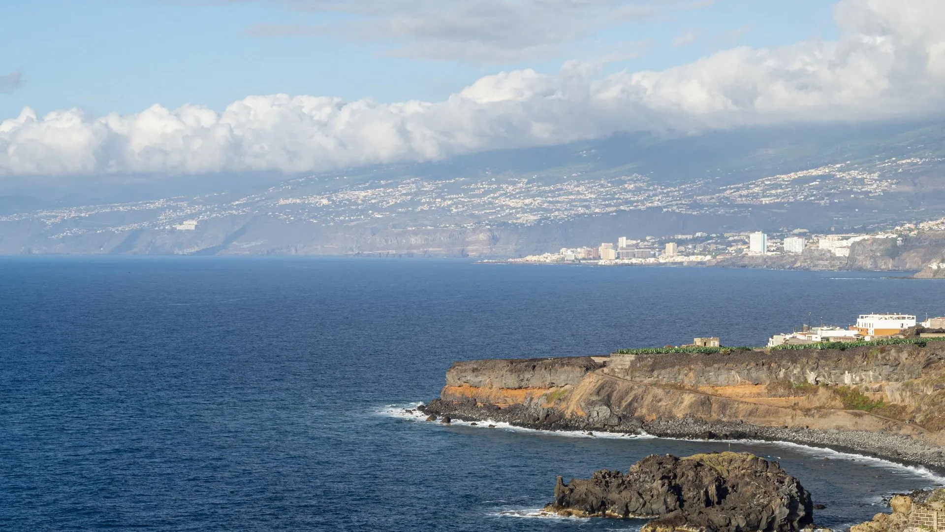 Санатории и отели Ялты посетило 130 тыс. путешественников за майские праздники