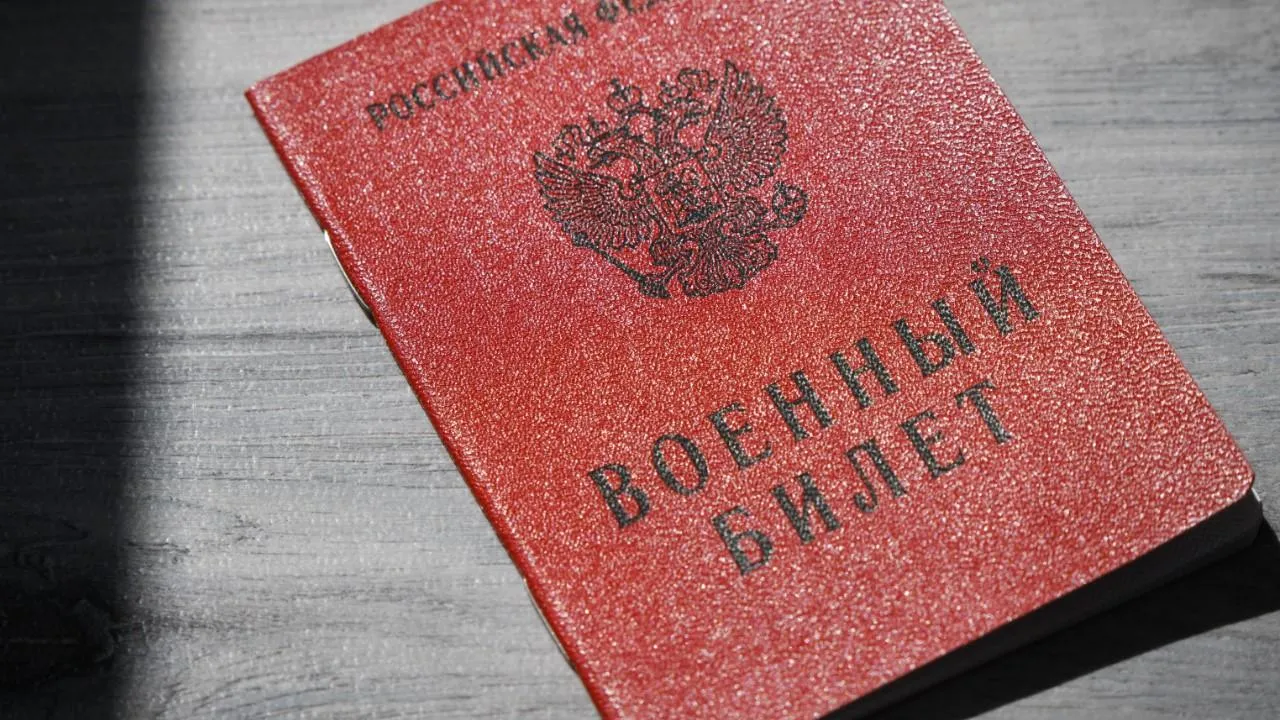 Путин подписал закон о повышении предельного возраста пребывания в запасе