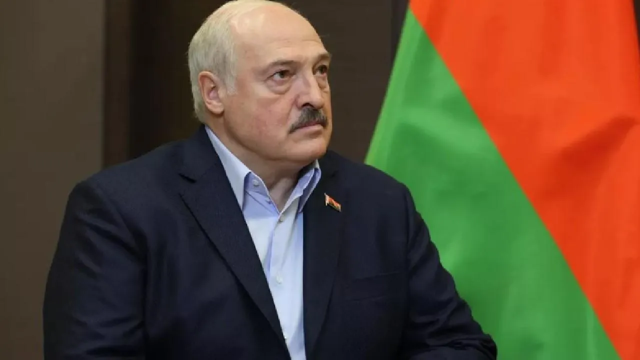 Лукашенко поставил задачу КГБ и Минобороны Белоруссии определить алгоритм применения ядерного оружия