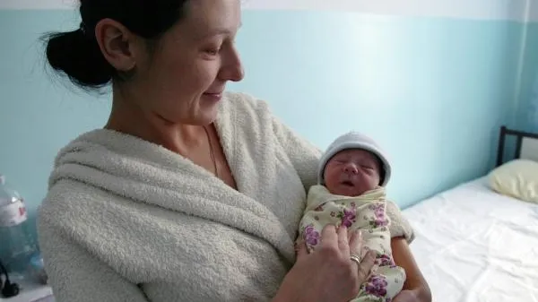 Около 27 тысяч детей родились в Подмосковье в январе-апреле 2018 года