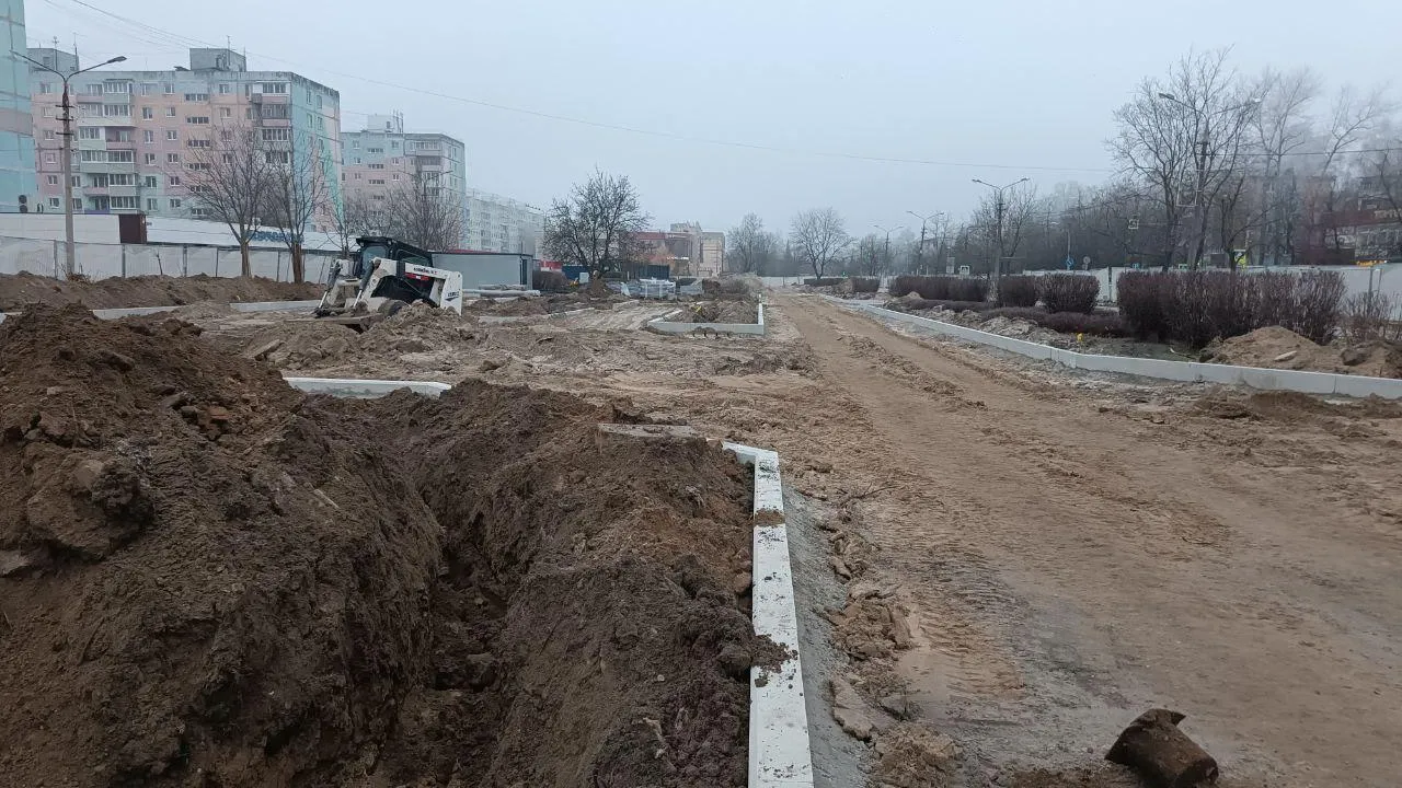 В Егорьевске продолжают работы по реконструкции сквера «60 лет Победы»