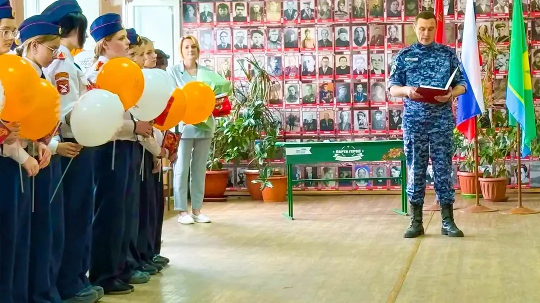 От «Катюши» до «Смуглянки»: росгвардейцы оценили патриотические номера школьников Шатуры