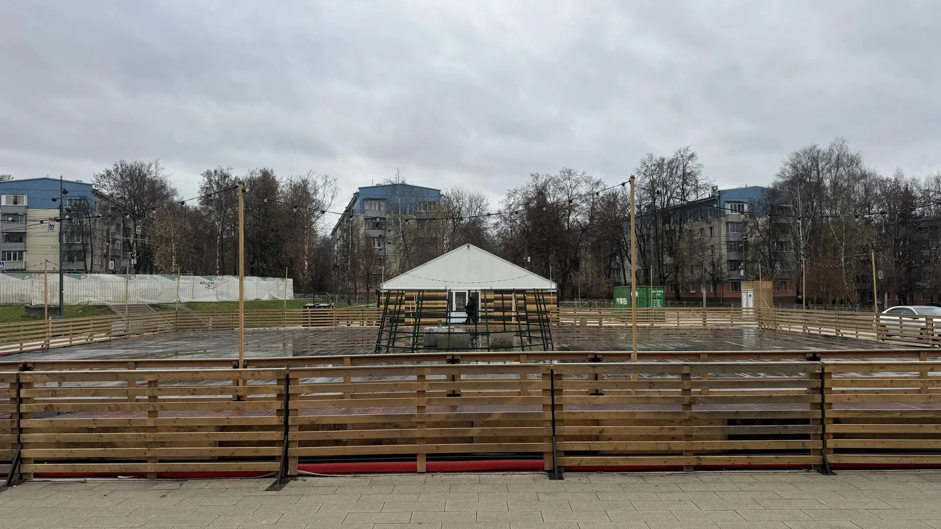 В Видном готовят всепогодный каток со «звездным небом», который заработает в мороз и оттепель