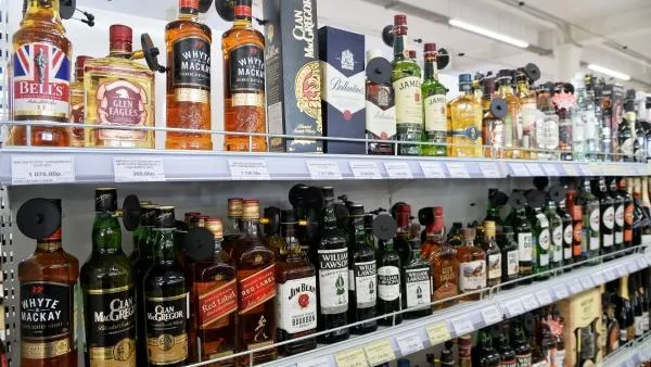 Хирург Умнов рассказал о вреде виски