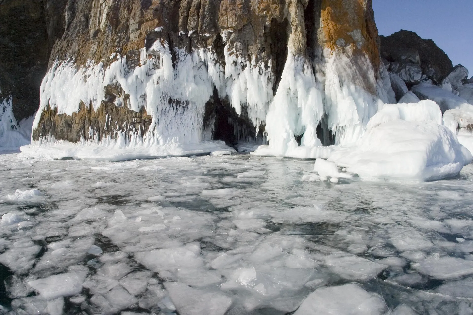 Alexandr Knyazev/Russian Look