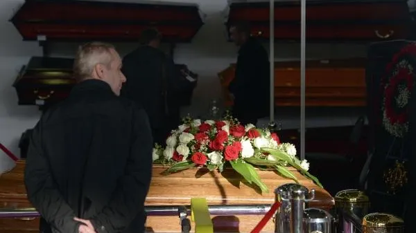 Ритуальщики Королева подтвердили, что перепутали тела двух бабушек
