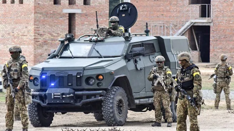 Как самодельные броневики ведут к потерям ВСУ — разбор военного эксперта