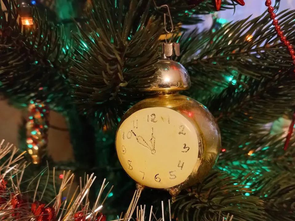 Детали украшенного дерева.&nbsp;Фото: t.me/chernogolovka_live