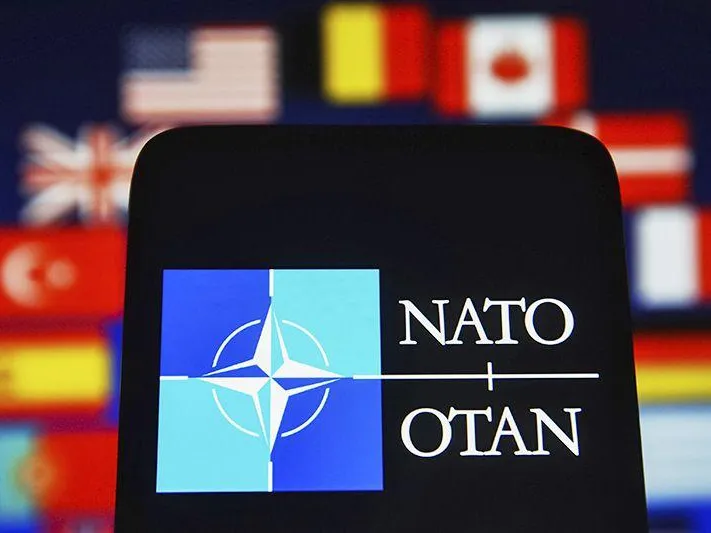 Нельзя было исключать, что Украина попадет в НАТО — заявление политолога