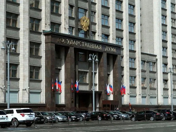 «Хранительниц семейного очага» поздравили в  Госдуме