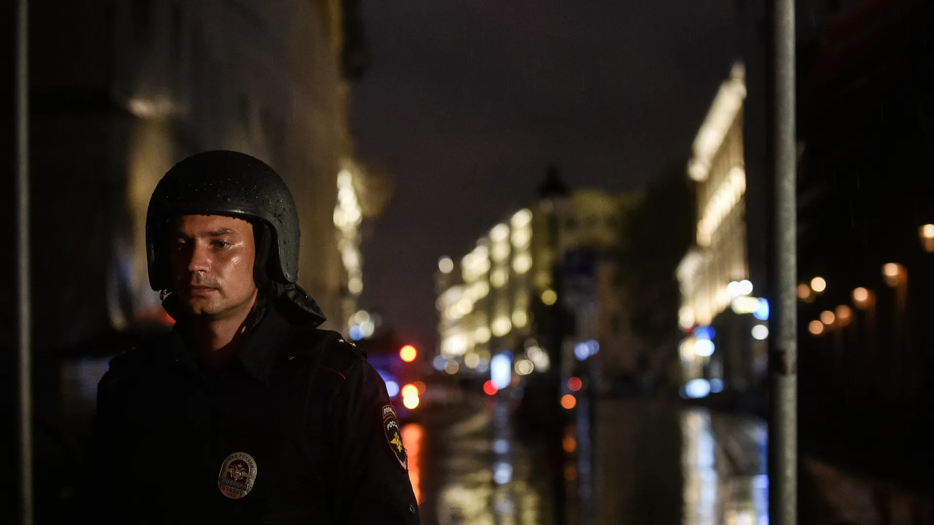 Кафе, граната, автомат: в Мариуполе со стрельбой и погоней задержали нетрезвого злоумышленника