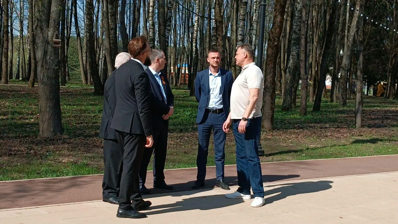 Глава Наро-Фоминска проконтролировал подготовку парков к лету