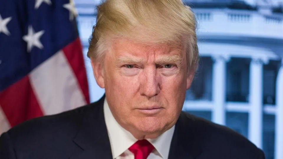 Дональд Трамп намекнул на возможность баллотироваться на третий срок