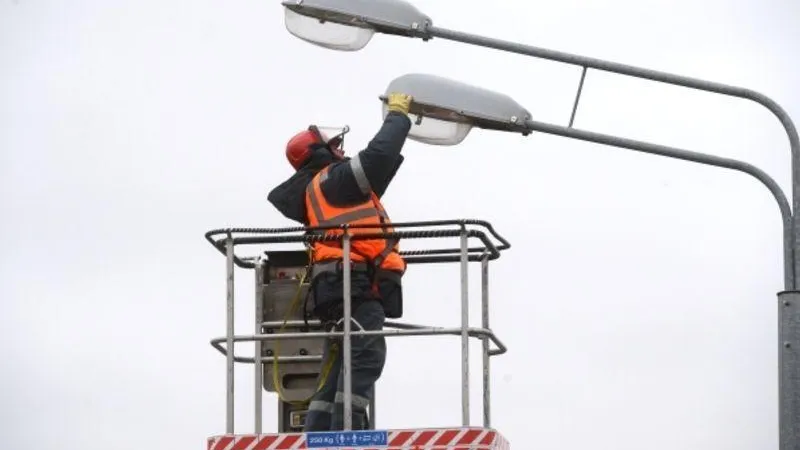 Работы по установке нового уличного освещения завершились еще в двух городских округах Подмосковья