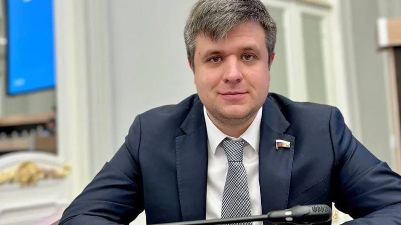 t.me/ARTolmachev