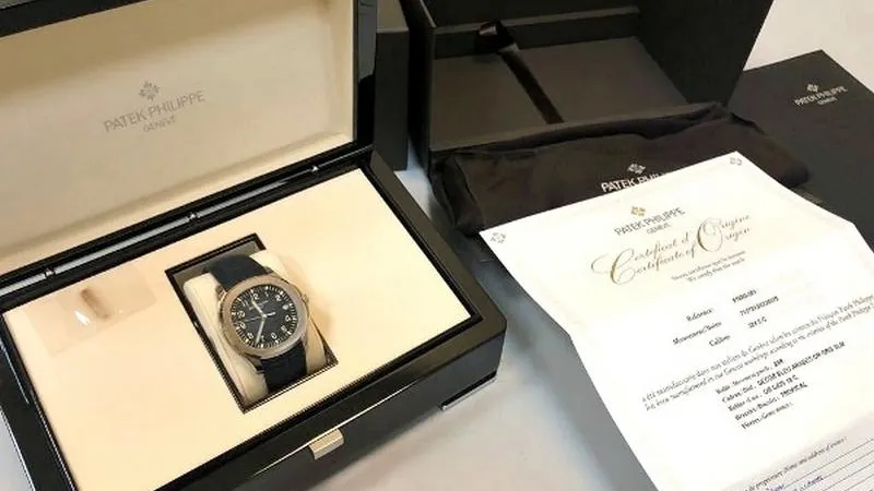 Часы Patek Philippe за 2,7 млн нашли у пассажира из Женевы в Домодедово