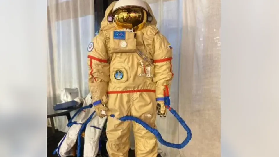 Фото: городская доска объявлений