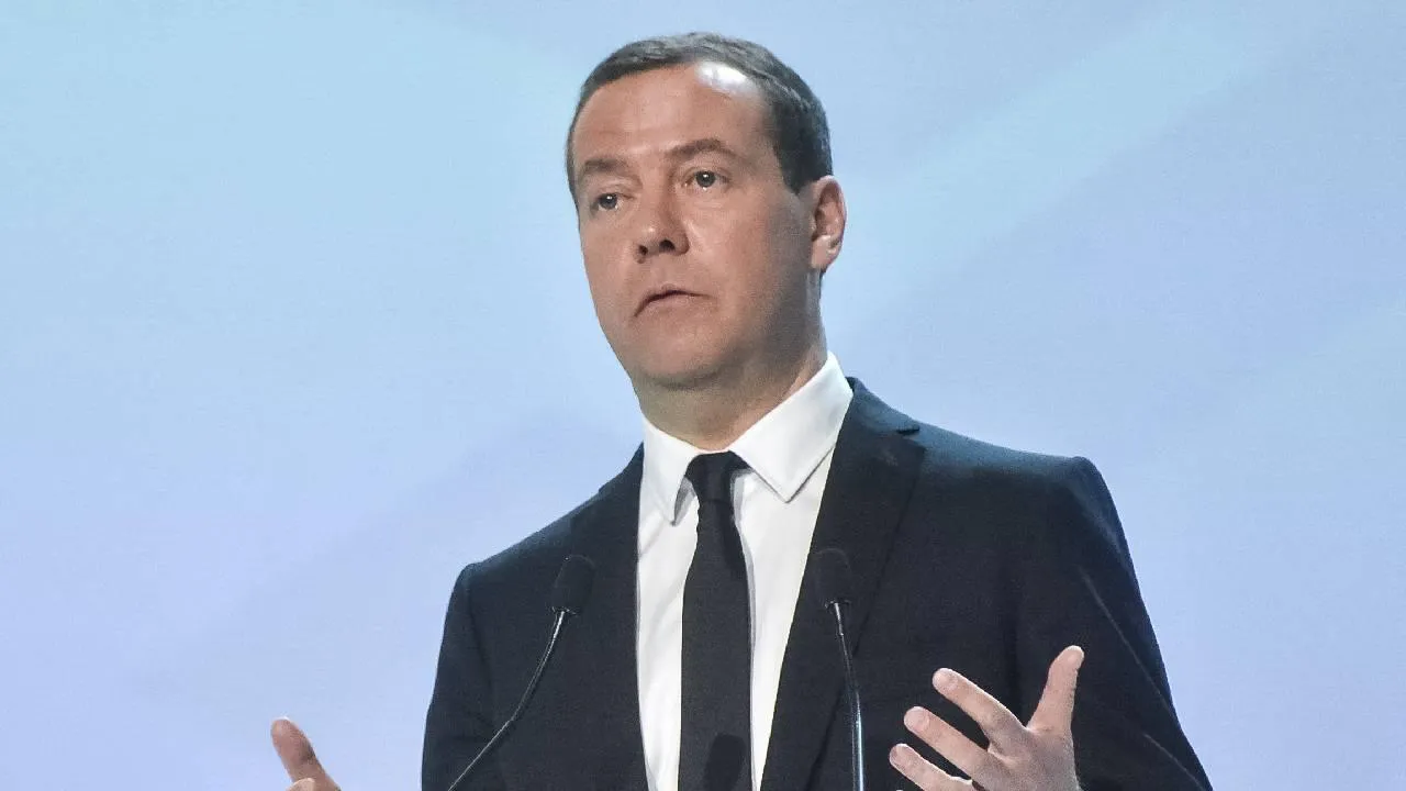 «Получите!»: Медведев сообщил, что никому не желает ядерный конфликт
