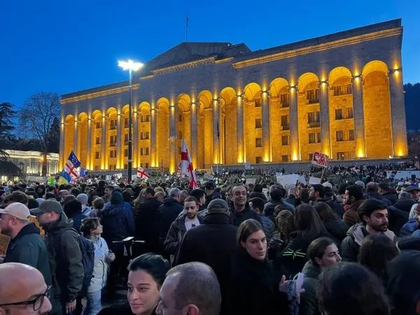 Акция протеста в Тбилиси, 8 марта 2023 года