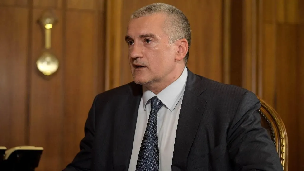 Глава Крыма Аксенов рассказал, как выброс мазута повлияет на старт курортного сезона