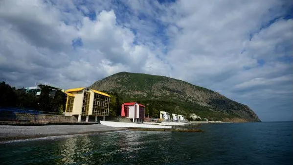 Почти 170 детей из Люберецкого района отдохнут летом в Крыму
