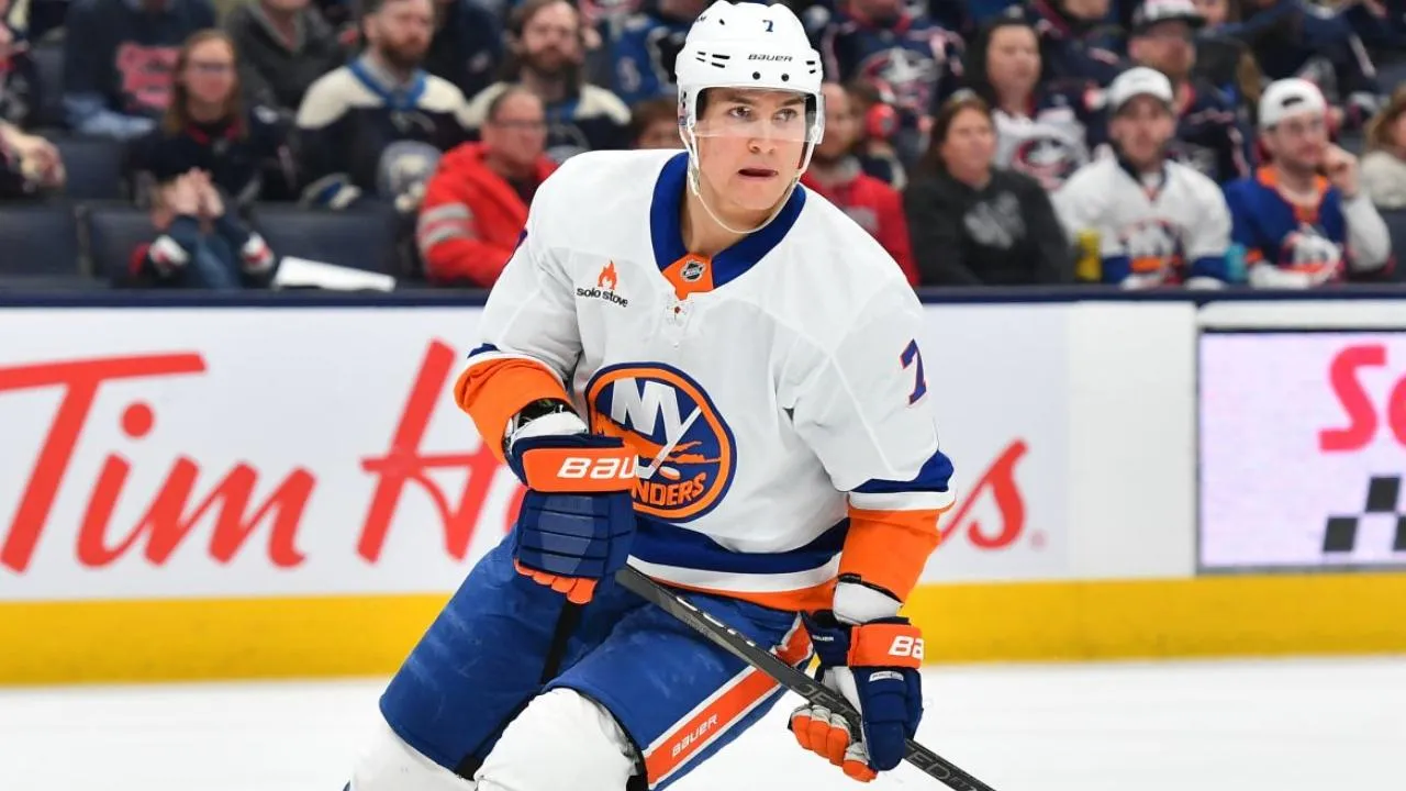 «Айлендерс» обменяли российского нападающего в «Нью-Джерси»