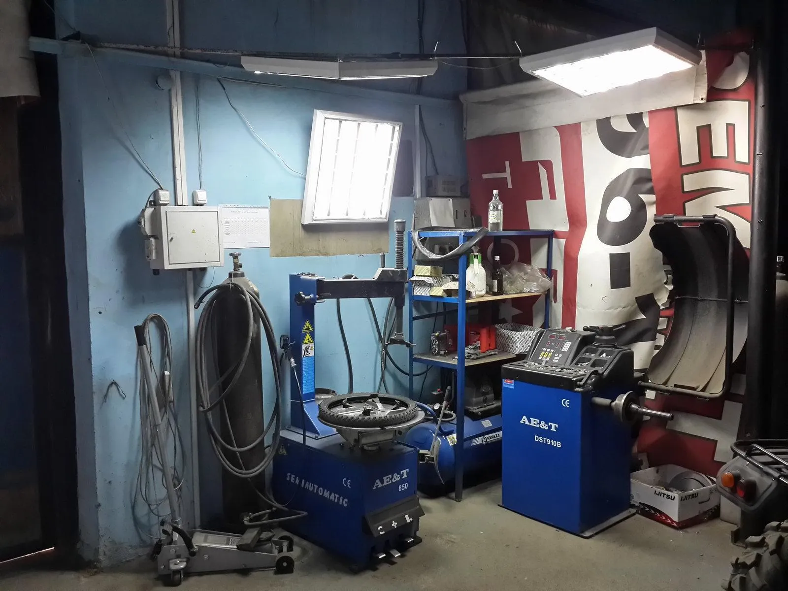 Хавива Фонина / Автомастерская