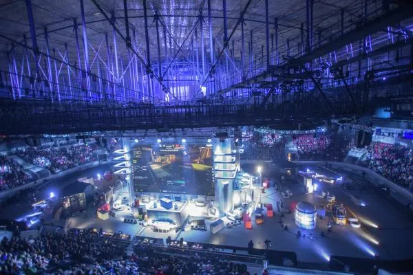 Киберспортивный турнир EPICENTER 2017 CS: GO в СК «Юбилейный» в Санкт-Петербурге.
