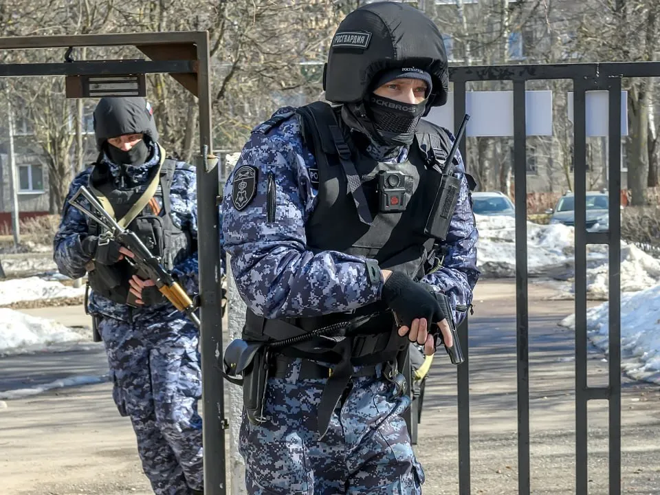 Подмосковная Росгвардия поделилась успехами служащих к 10-летию ведомства