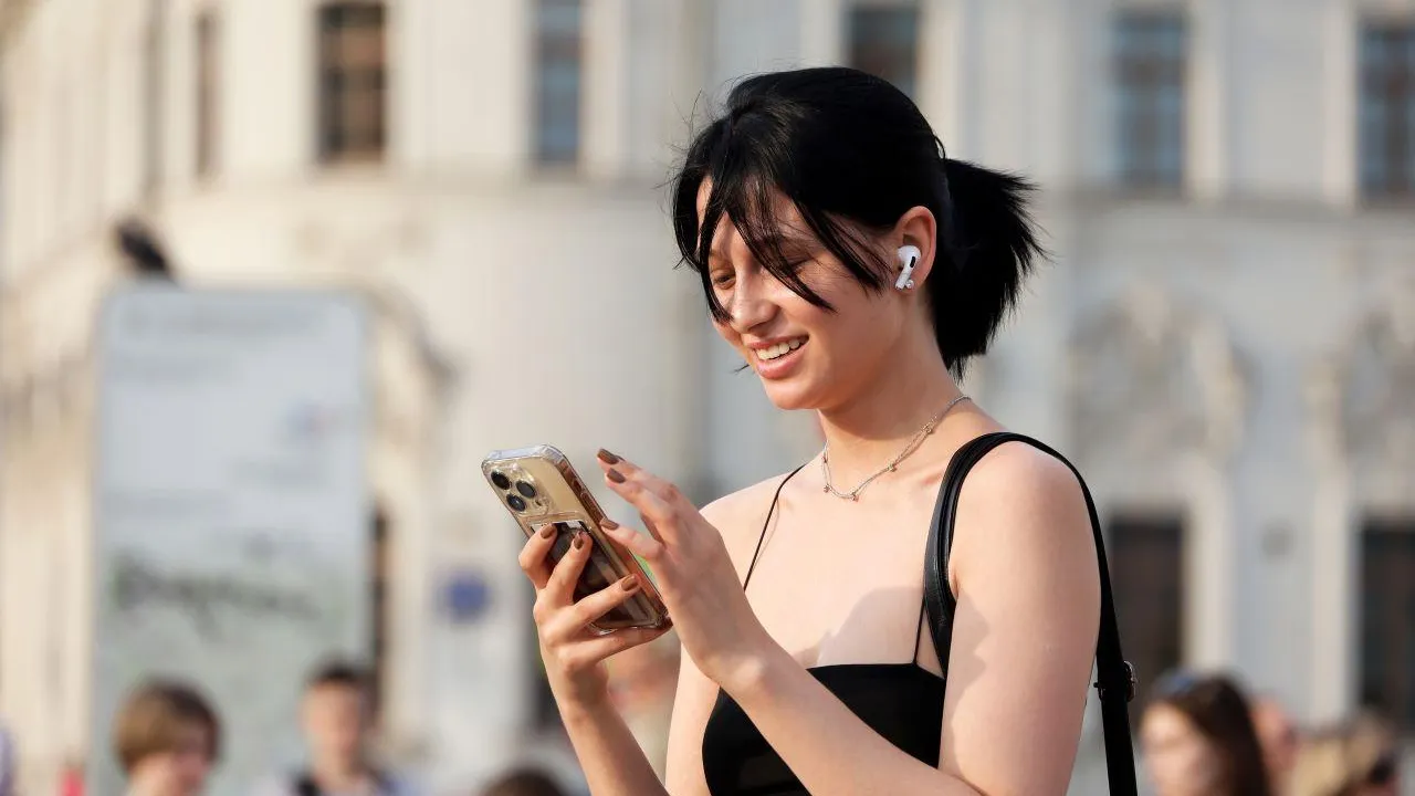 Глава думского комитета заявил об отсутствии альтернативы IPhone
