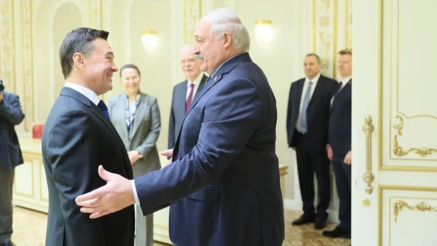 Андрей Воробьев на встрече с Александром Лукашенко. Фото: пресс-служба правительства Московской области