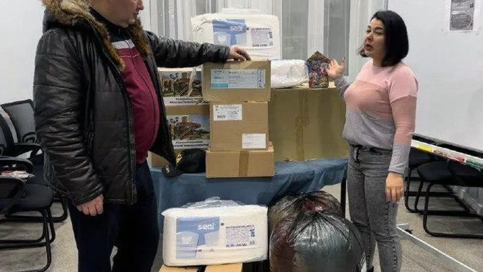 Депутат совета депутатов Гузаль Данилова (справа). Фото: пресс-служба администрации г. о. Лосино-Петровский