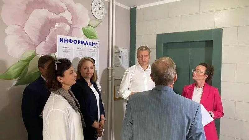 Лучшие округа по ремонту подъездов назвали в Подмосковье
