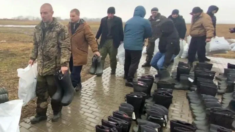 Пленный россиянин вернулся с Украины и рассказал о пытках, которые ему пришлось пережить