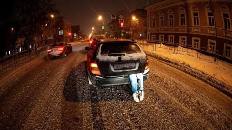 В Тюмени задержали водителя, который возил в багажнике муляж трупа