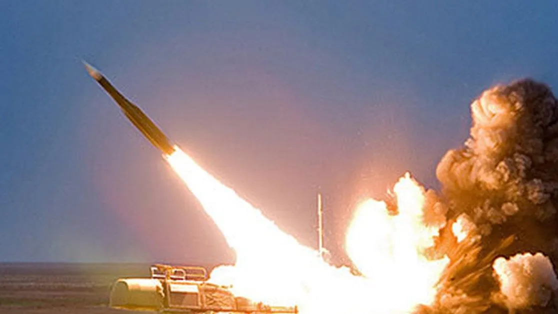 Ракета украинской ПВО по ошибке разбомбила жилую многоэтажку в Одессе, есть погибшие