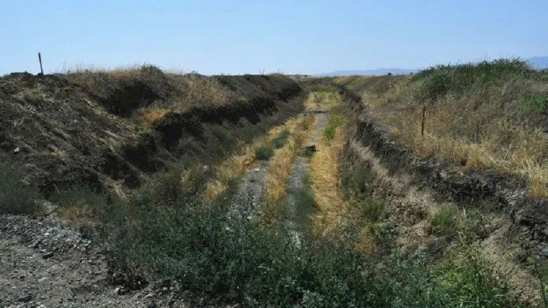 ВСУ копают противотанковые рвы на границе с Белоруссией