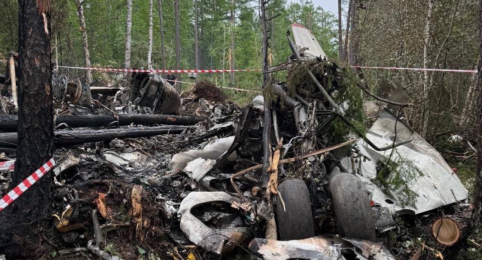 Семьям погибших в катастрофе Ан-24 выплатят по два миллиона дополнительно