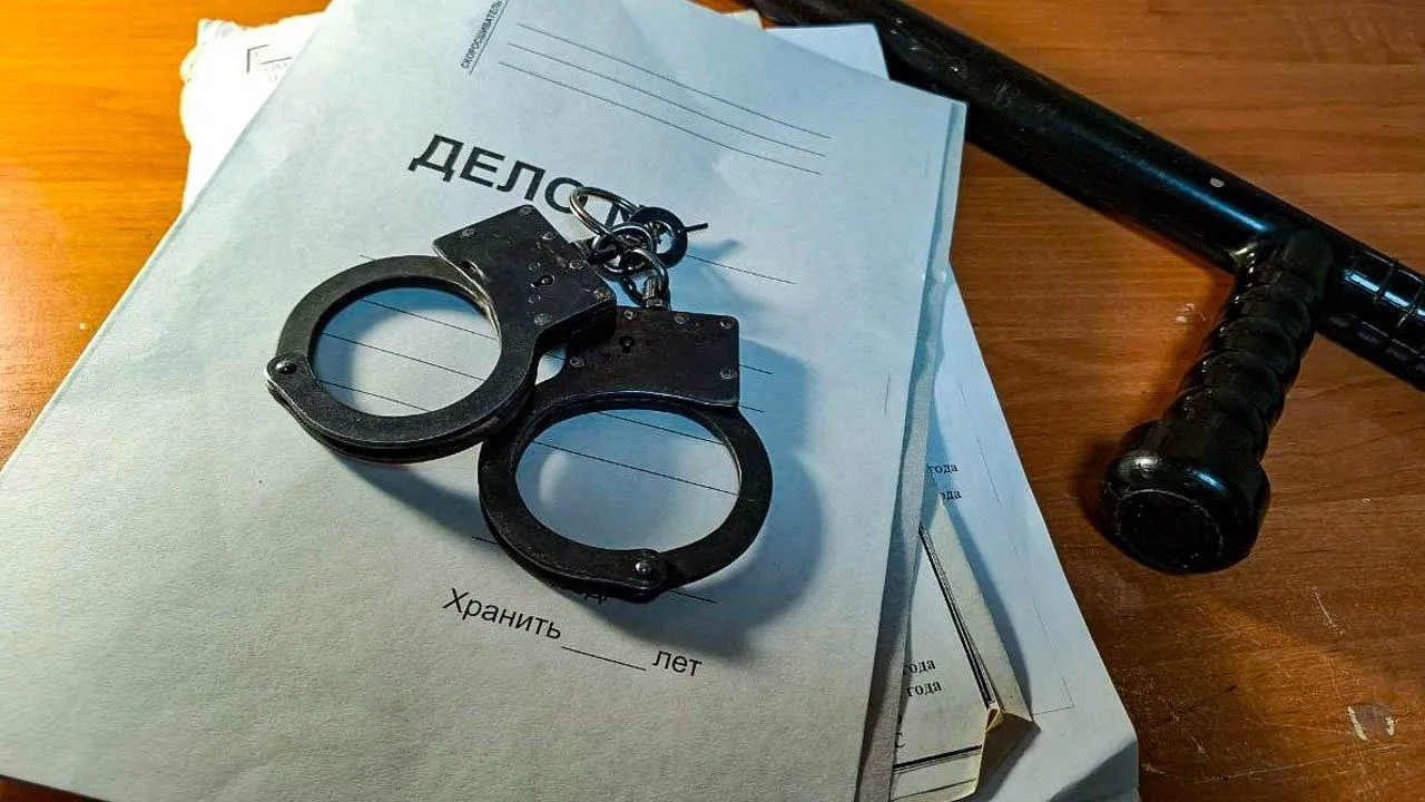 Юридический парадокс: экономист раскрыл, почему воры в погонах остаются при деньгах