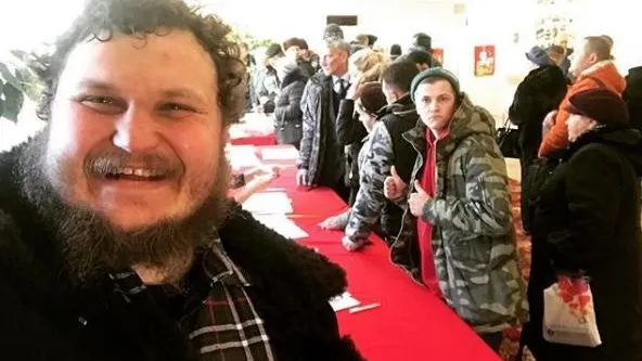 Фермер-сыровар Олег Сирота проголосовал перед утренней дойкой