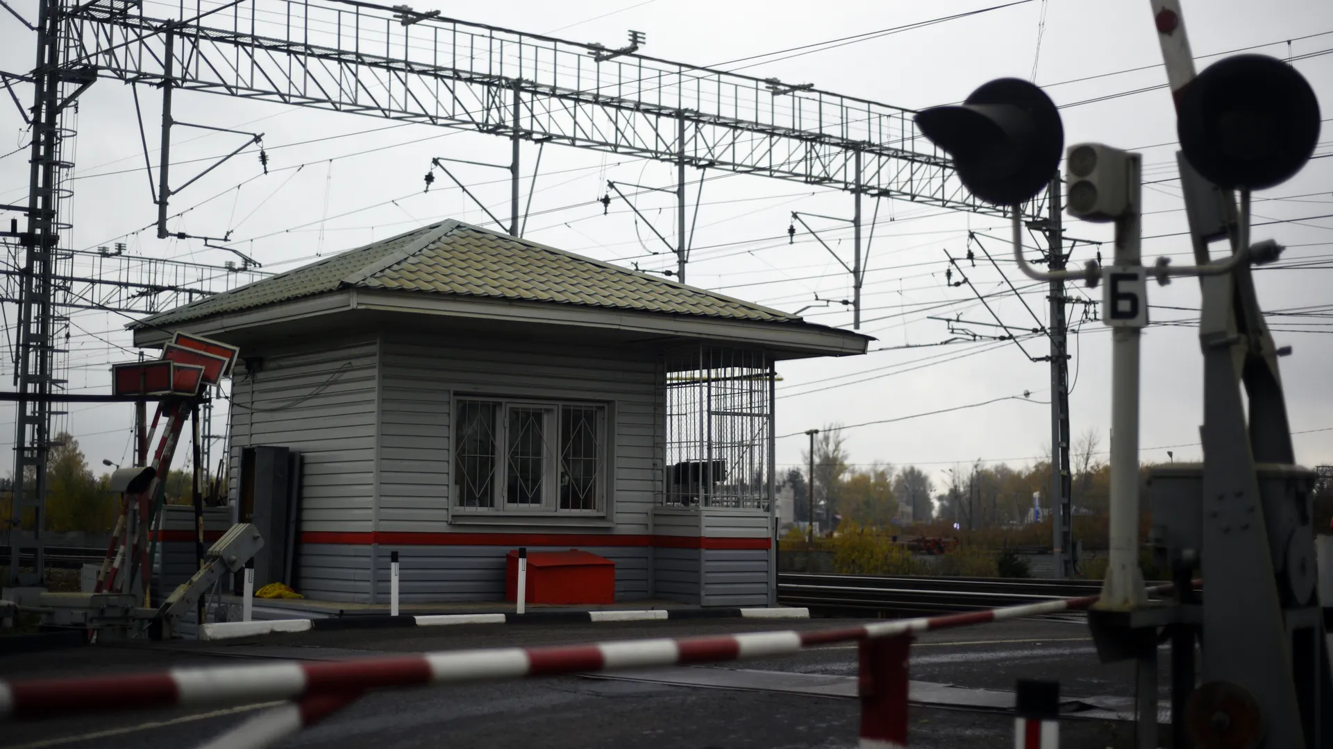 Железнодорожный переезд в Москве