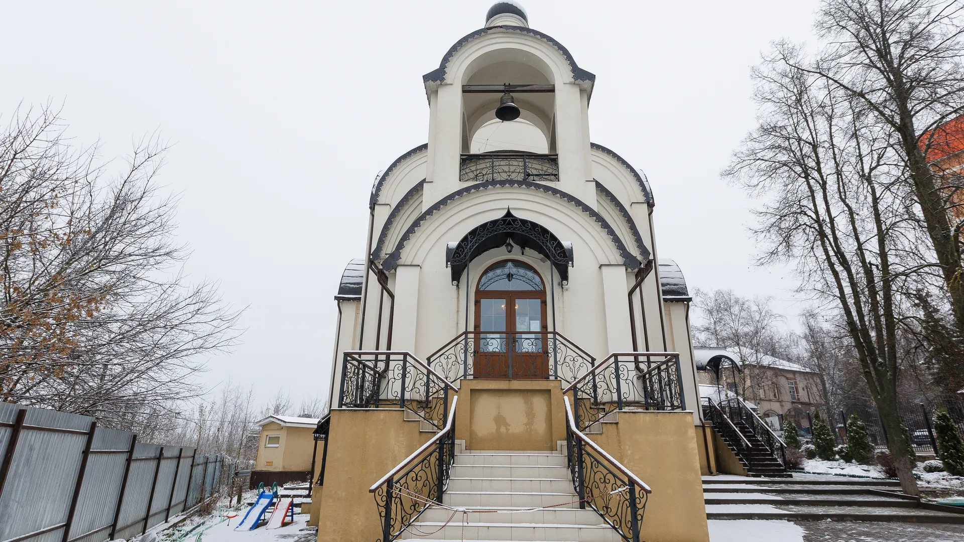 Онлайн-исповедь и дистанционное причастие: к чему приведет тотальная цифровизация церкви