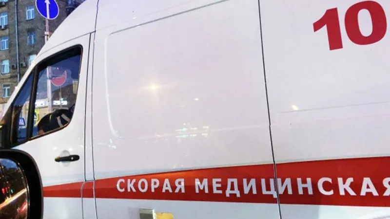 Отдыхающие откачали утонувшую девочку в бассейне в Подмосковье
