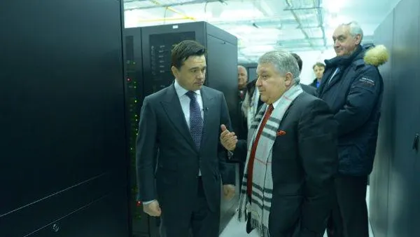 Андрей Воробьев посетил НИЦ «Курчатовский институт» в Москве