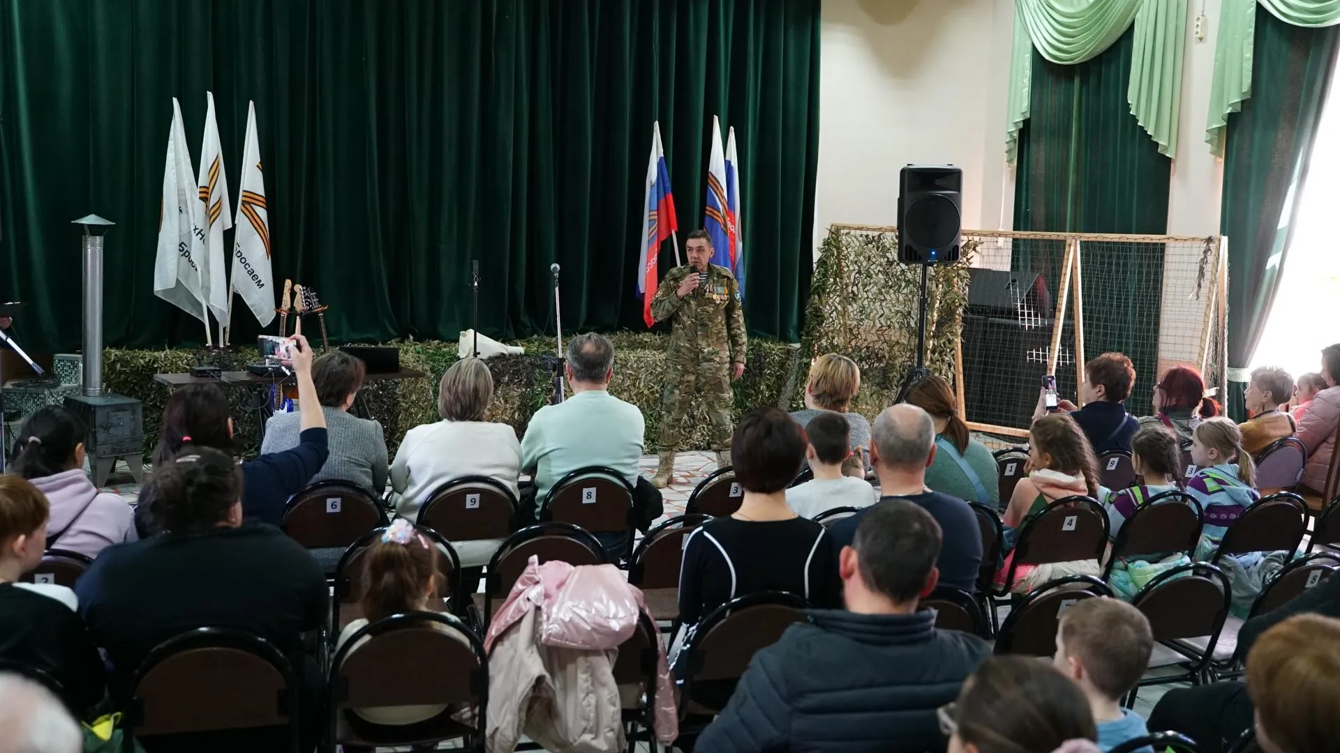 В подмосковных Химках прошло выступление полуфиналистки шоу «Голос»