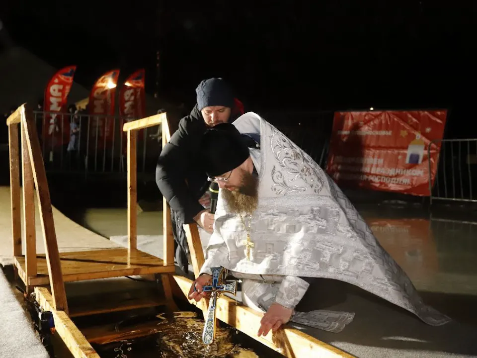 Освящение крещенской купели.&nbsp;Фото: t.me/VorobievDmitrij