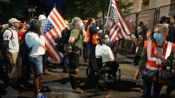 В Портленде не утихают акции протеста