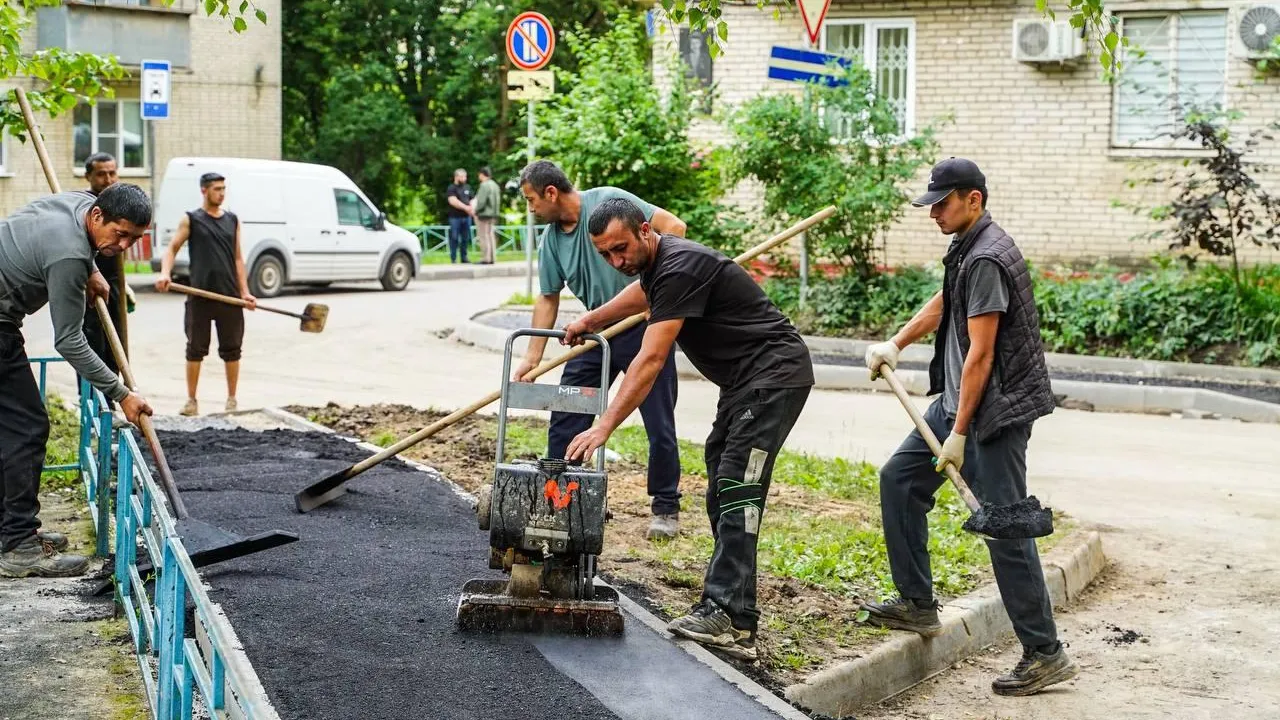 В Химках проведут благоустройство дворов в микрорайоне Сходня