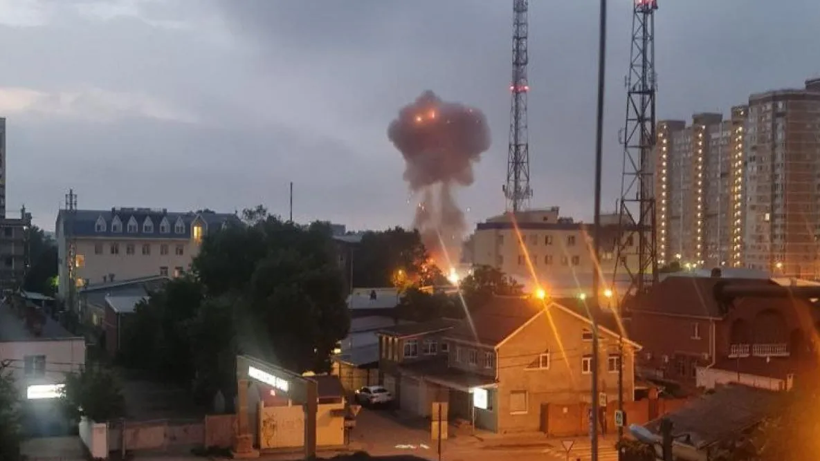 Мощный удар российскими баллистическими ракетами наносится по Киеву, украинская ПВО бессильна